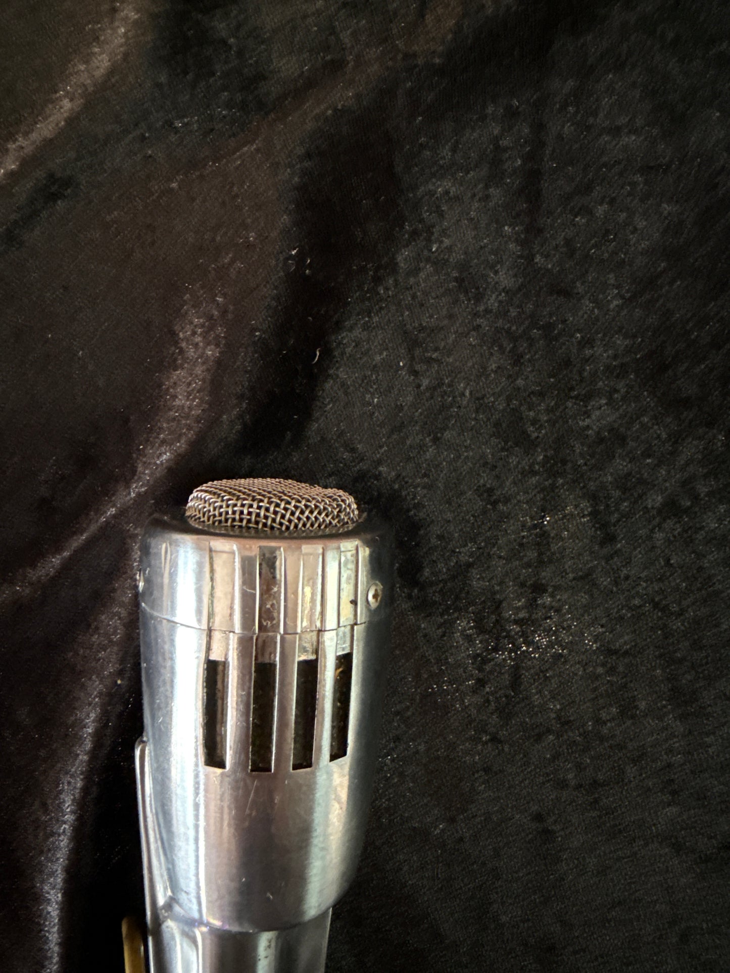 Calrad DM-17 Vintage Microphone (USED)