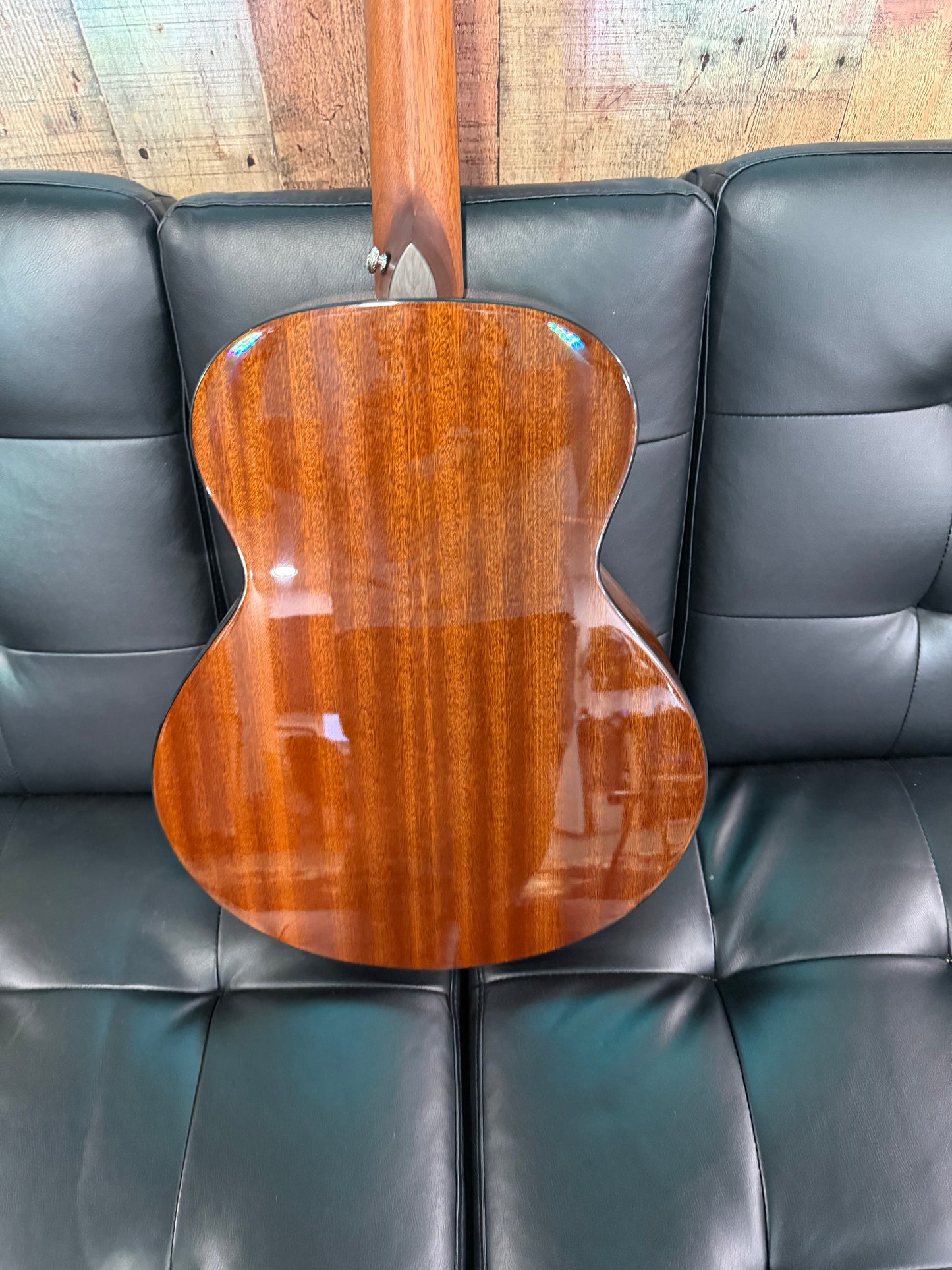 Bristol BB-16 Small Guitar