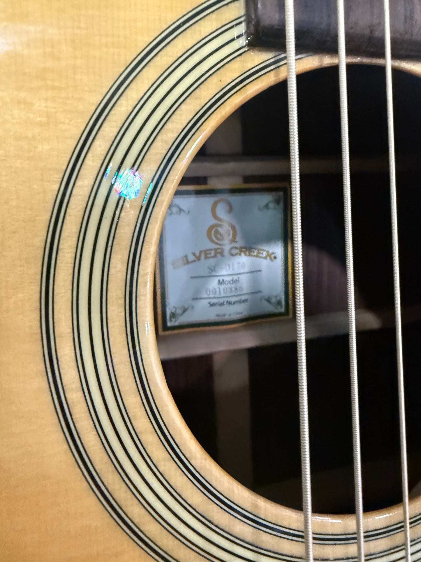 Silver Creek Acoustic Guitar (USED)