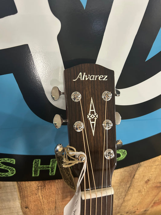 Alvarez Masterworks Dreadnought Guitar, Acoustic Electric