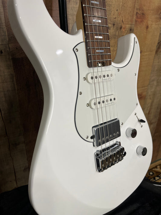 Yamaha Pacifica Standard Plus Electric Guitar (USED)