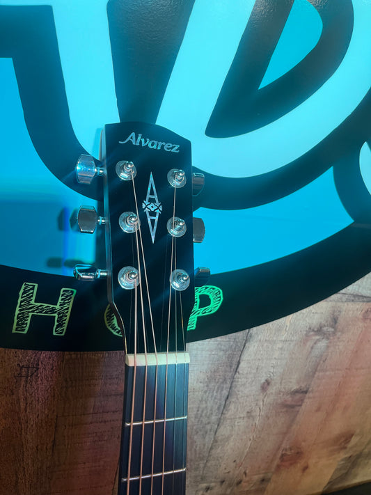 Alvarez Regent OM/Folk Acoustic Electric w/cutaway RF26CE