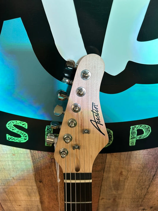 Austin Classic Double Cutaway Cream with Blue Pickguard