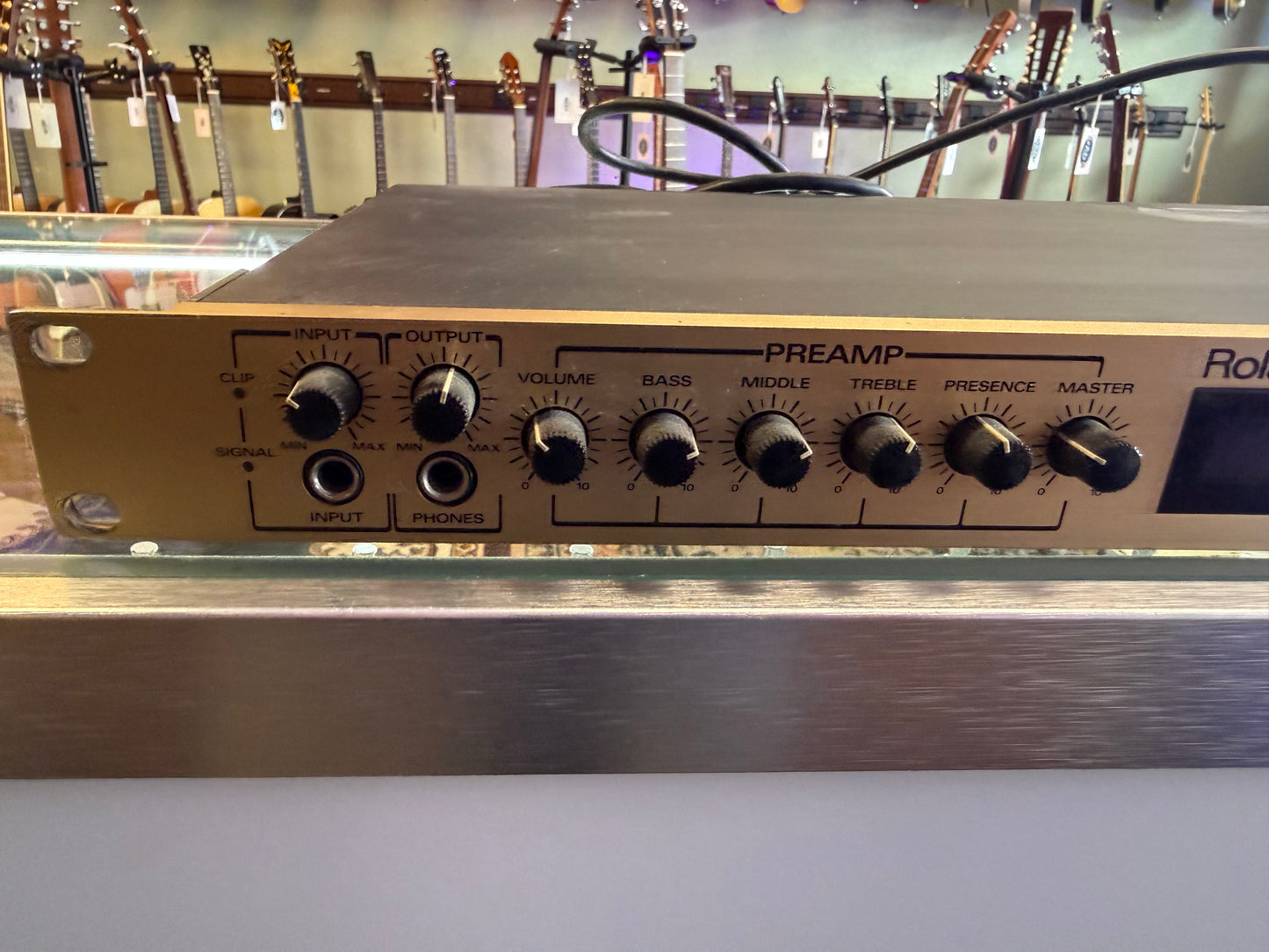 Roland GP-100 Guitar pre amp (USED)