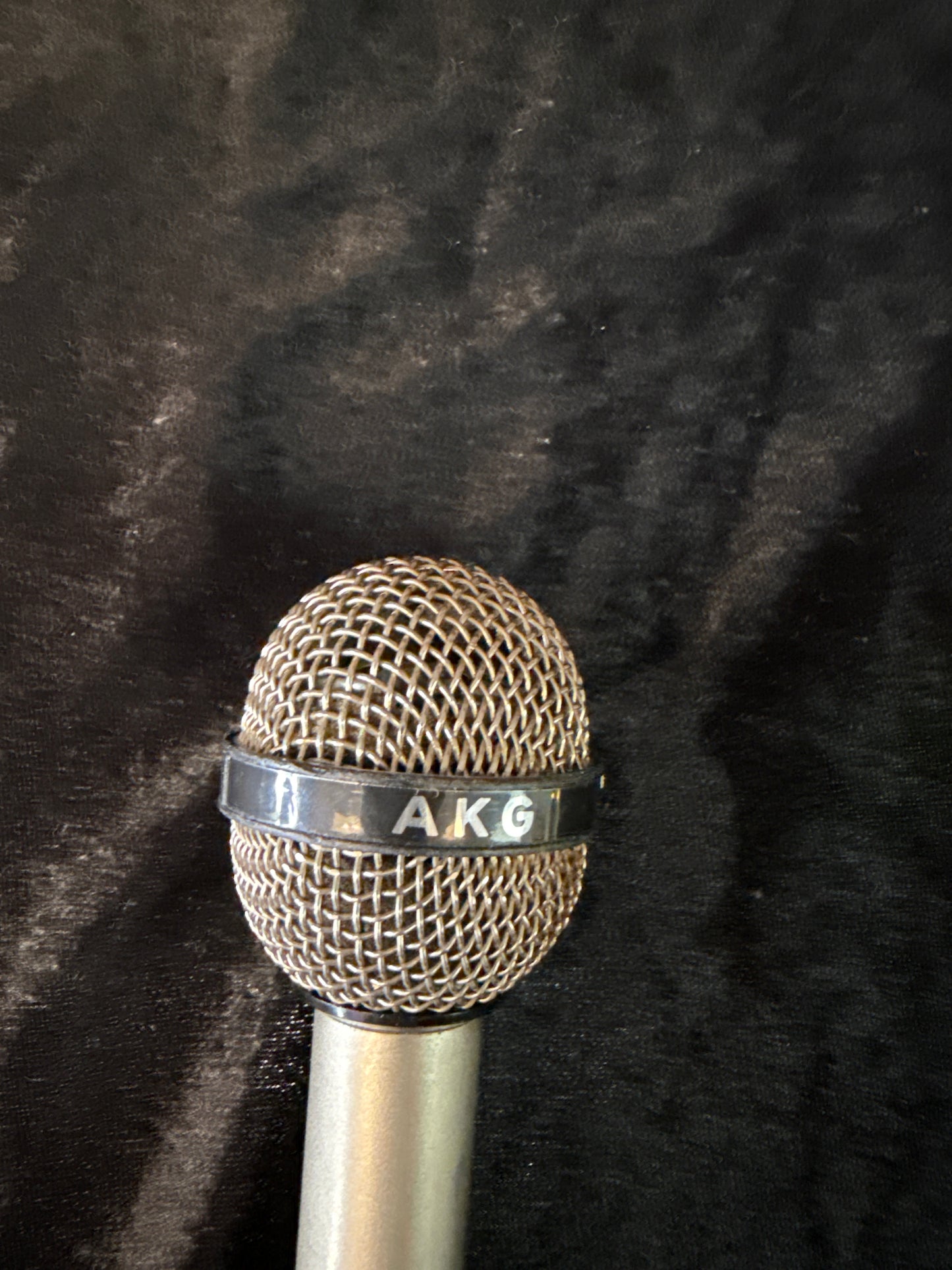 AKG D707E Microphone (USED)