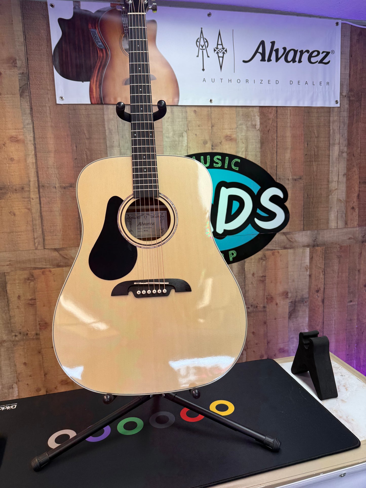 Alvarez Regent Dreadnought Left Hand RD26L (USED)
