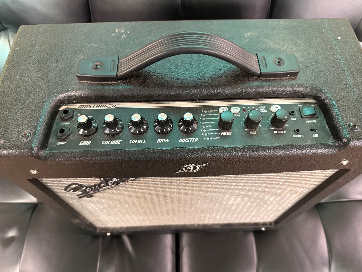 Fender Mustang 11 (USED)