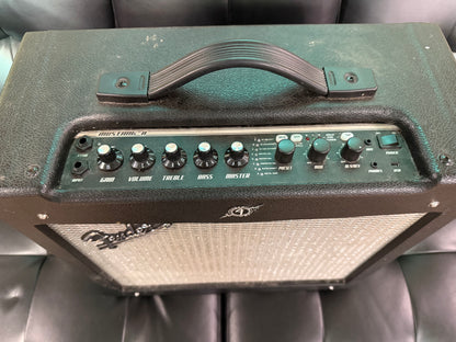 Fender Mustang 11 (USED)