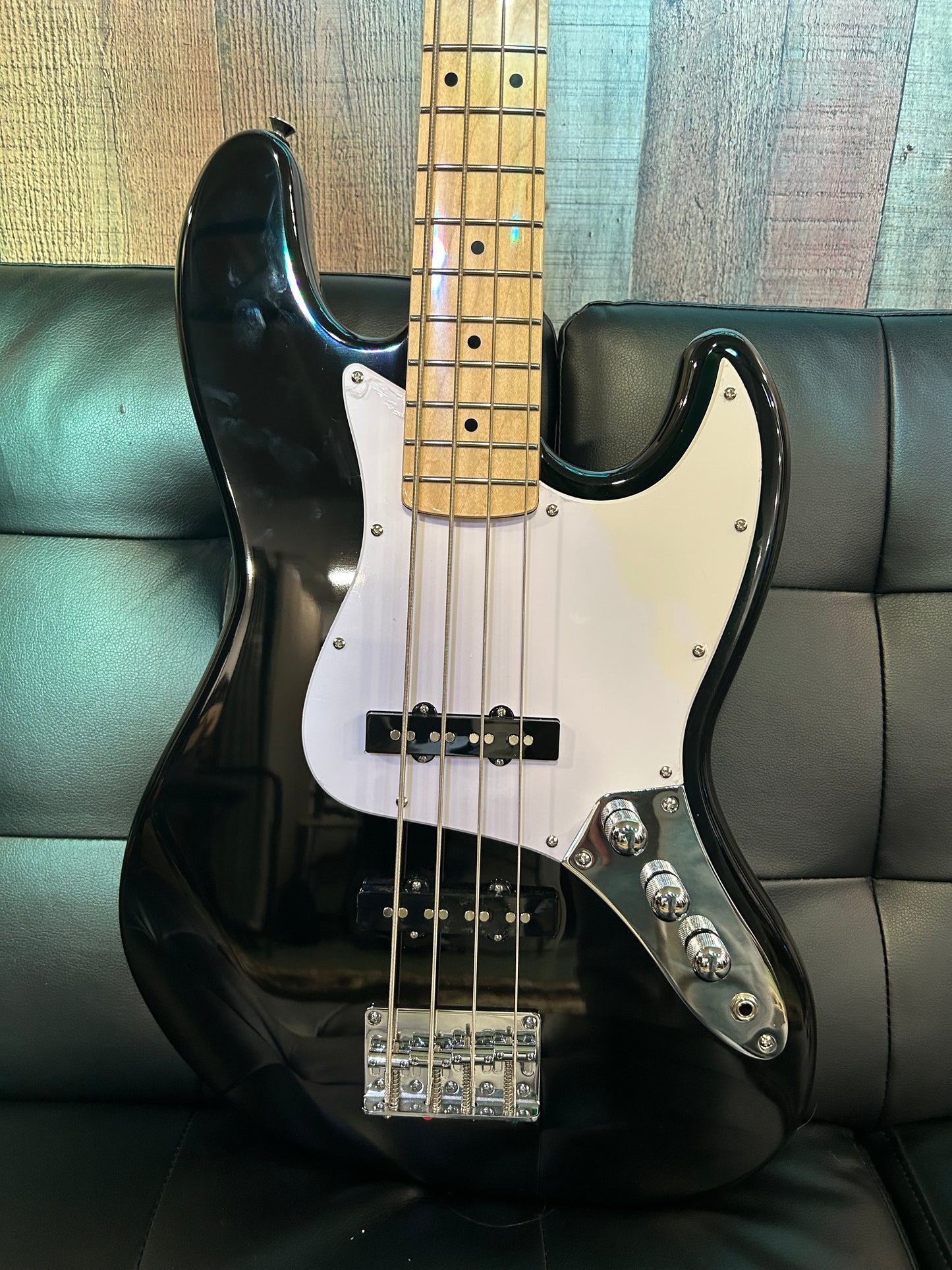 Austin Classic Double Cutaway Bass, Black