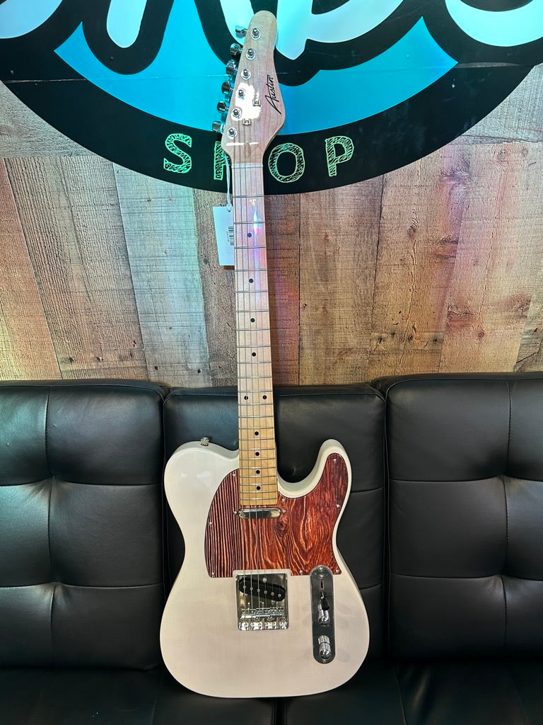 Austin Tele White