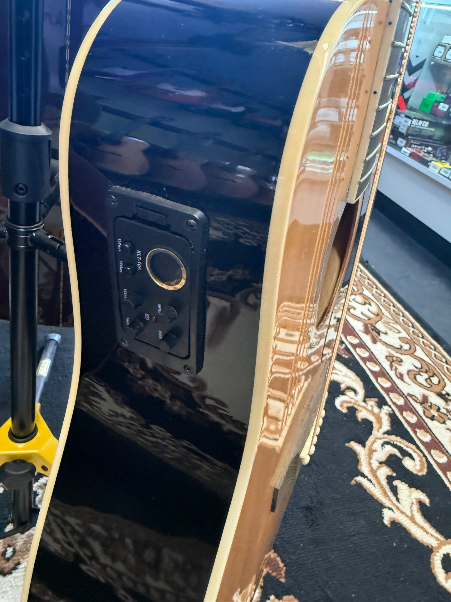 Rogue Acoustic Electric Guitar (USED)