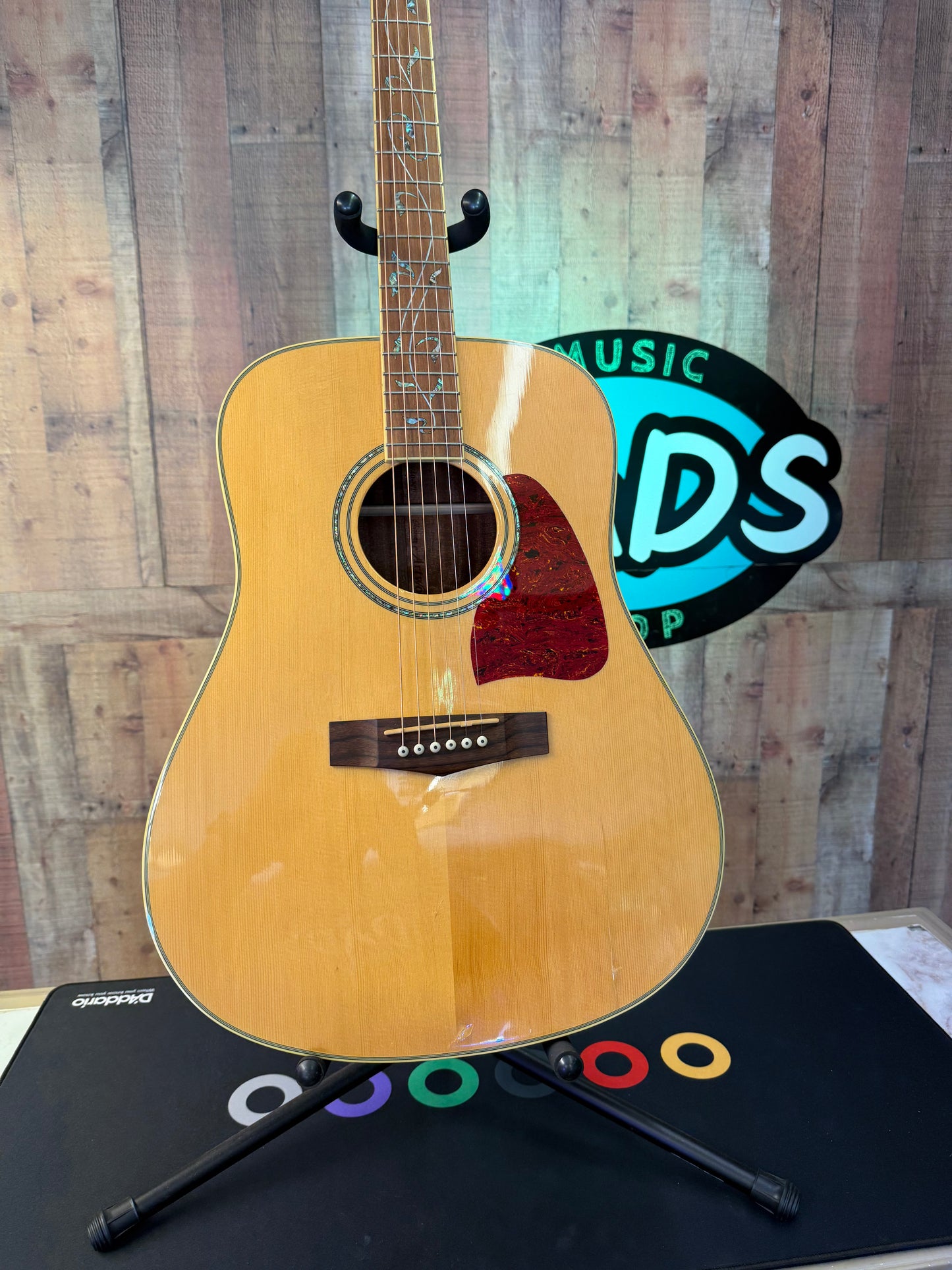 Ibanez AW40-NT Acoustic Guitar (USED)