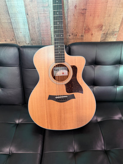 Taylor 214ce-K (USED)