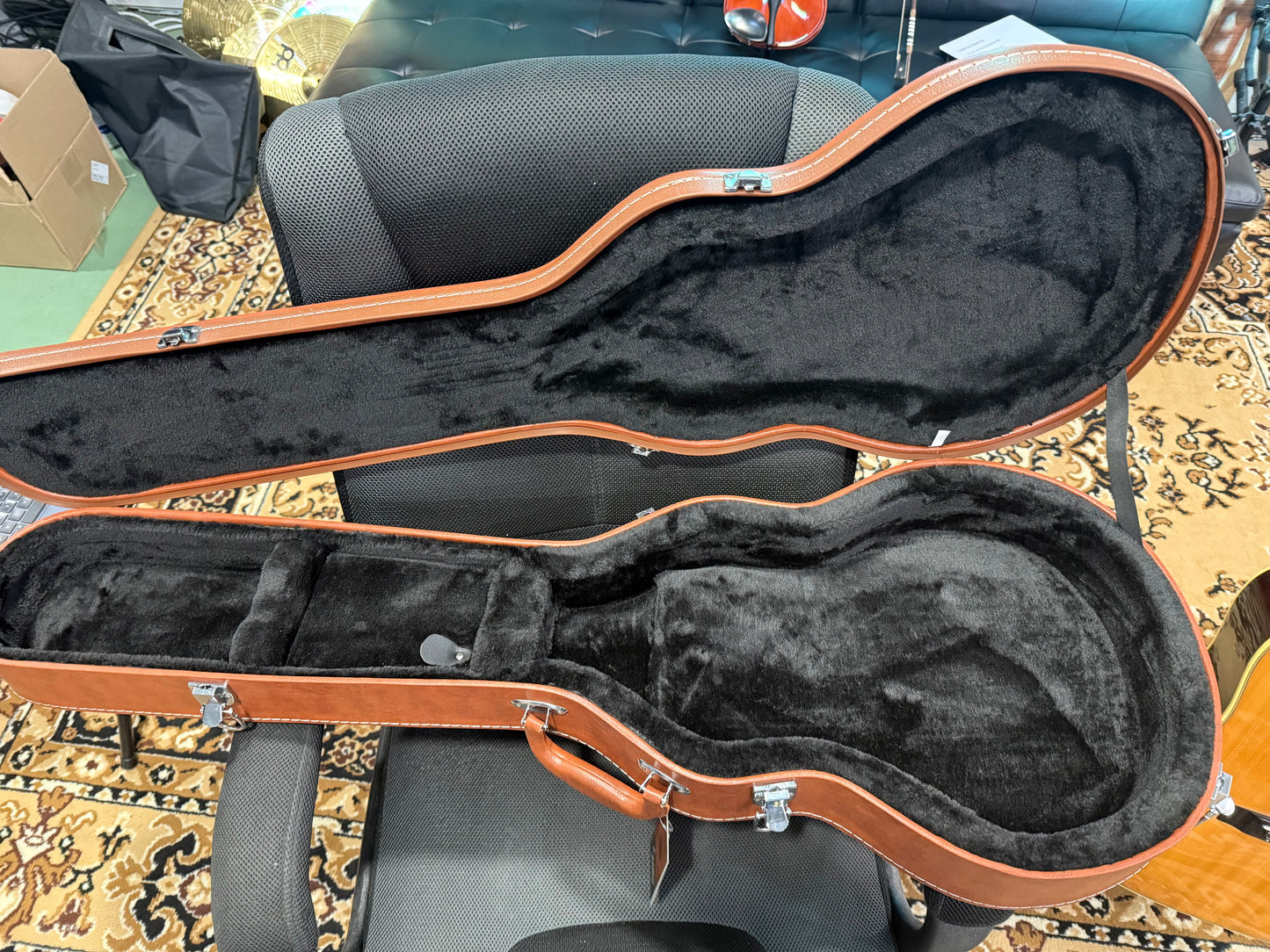 Glarry (Les Paul Style) Hardshell Case (USED)