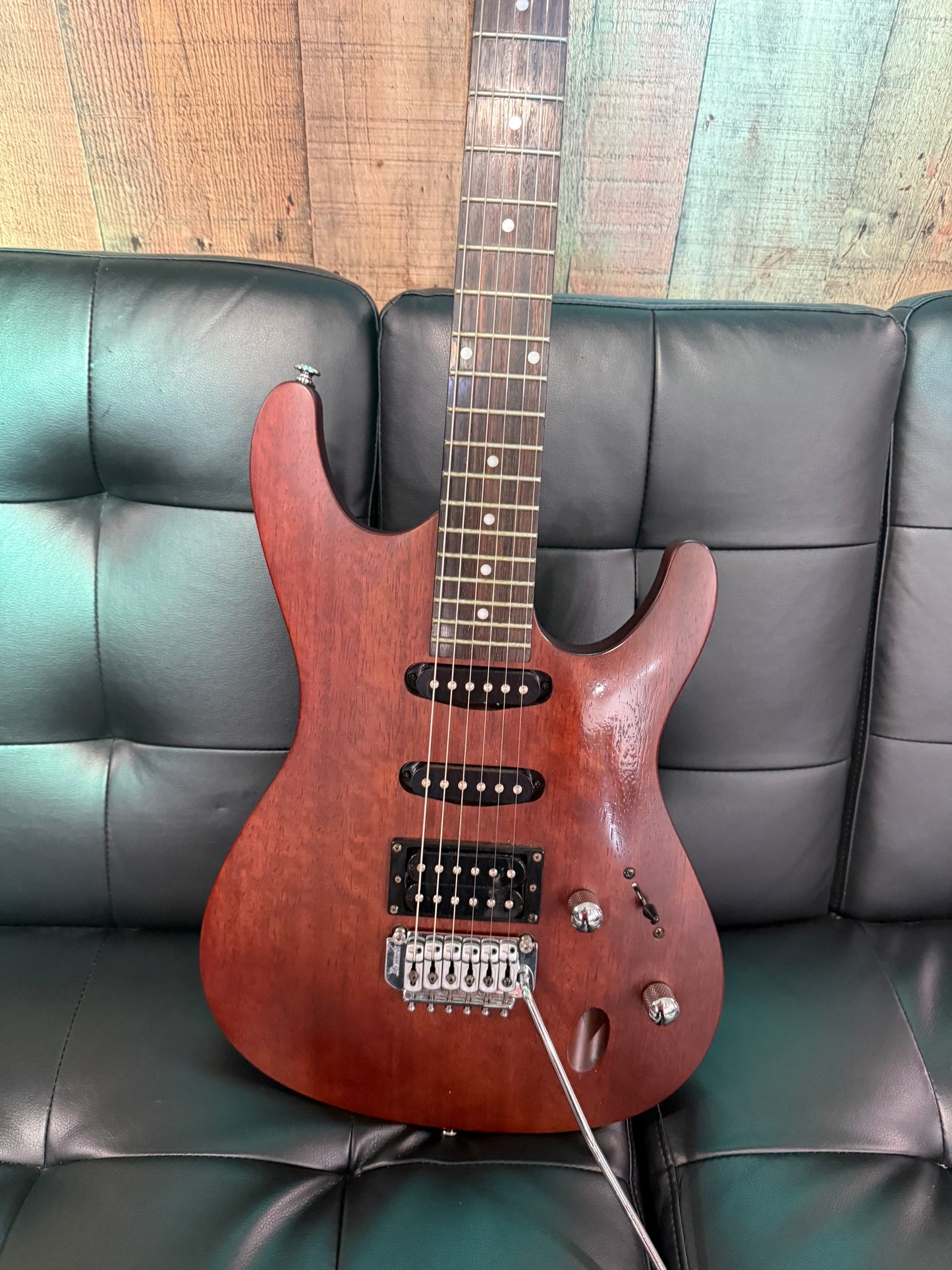 Ibanez SA Electric Guitar (USED)