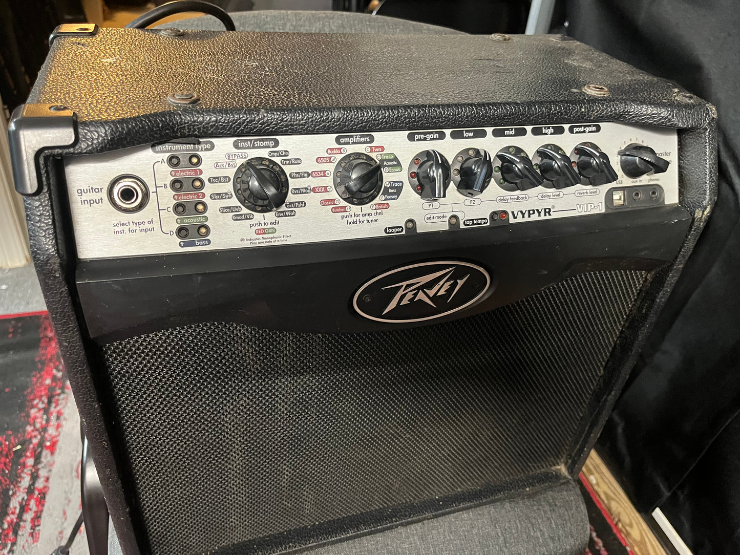 Peavey VYPYR VIP-1 - Modeling Combo Amp (USED)