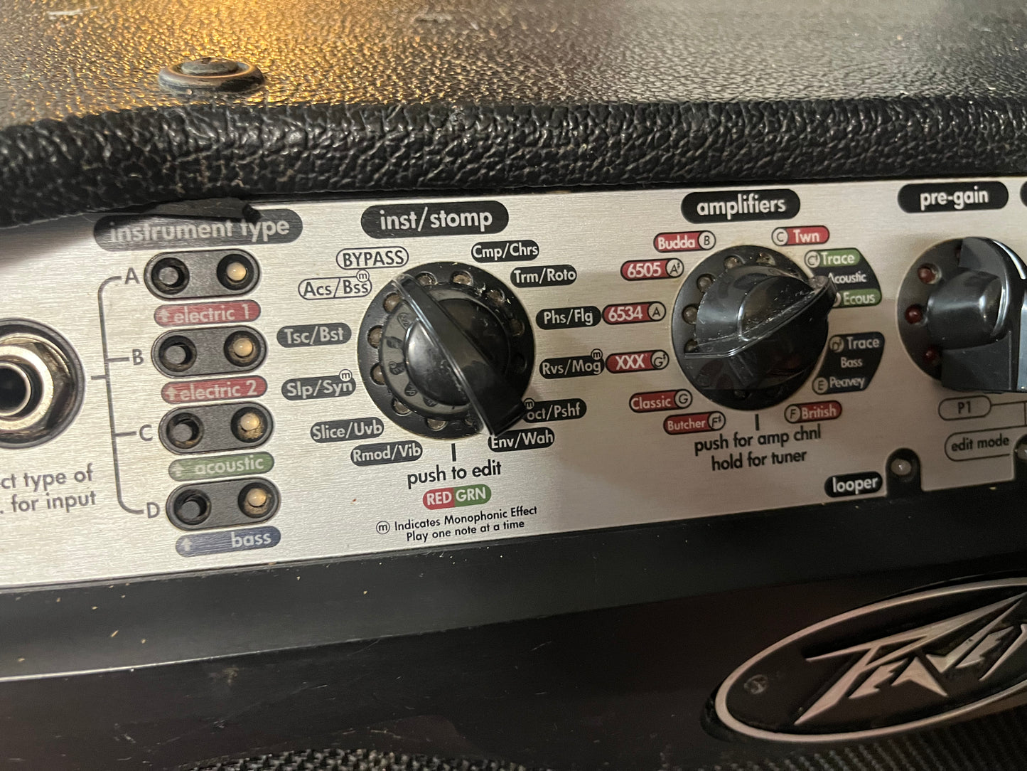 Peavey VYPYR VIP-1 - Modeling Combo Amp (USED)