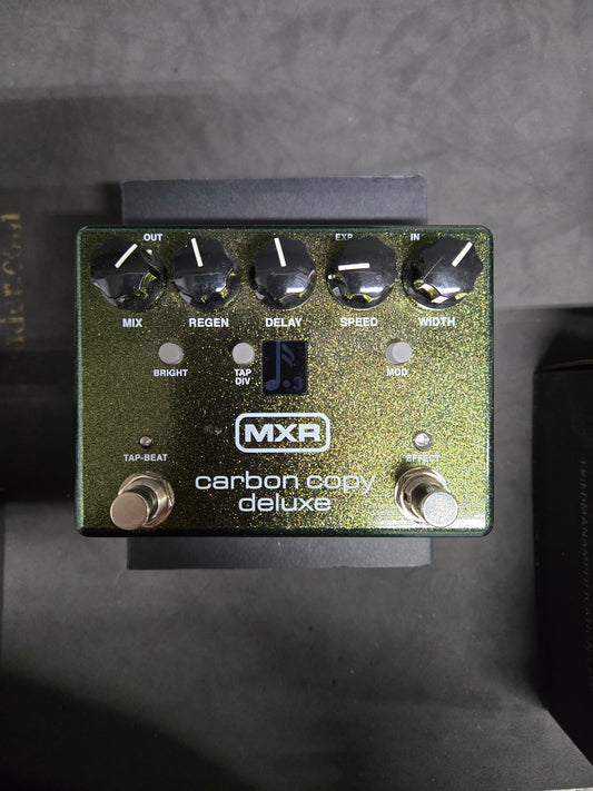 MXR Carbon Copy Deluxe M292 (USED)